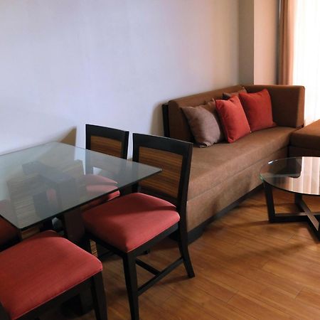 Soleste Suites Cidade Quezon Exterior foto