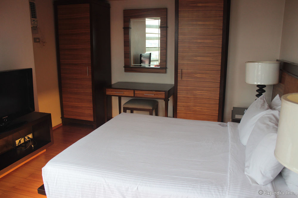 Soleste Suites Cidade Quezon Exterior foto